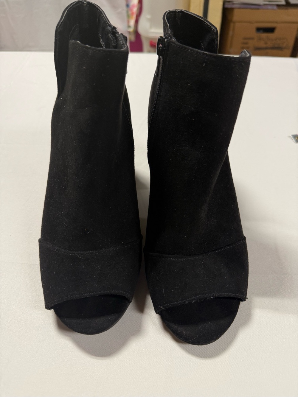 APT 9 Black Peep Toe Ankle Booties Chunky Block Heel Side Zip